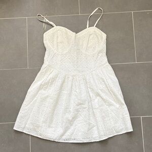 American Eagle Eyelet Dress M